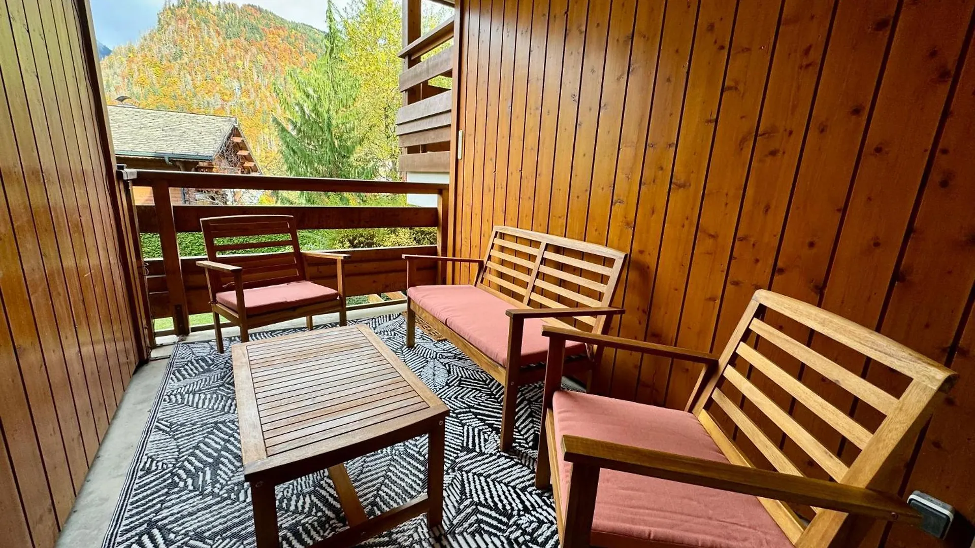Snow & Sun, Morzine, 4 Personnes Apartment  Morzine